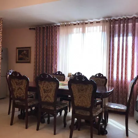 View Apartment! 200m2 * بورغراديك